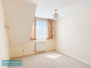 Annexe main bedroom- click for photo gallery